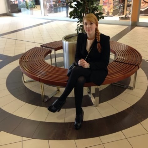 very vero good girl look