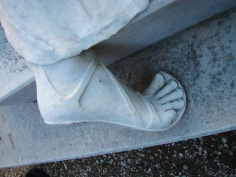 532167_10151083904873927_1641453562_n