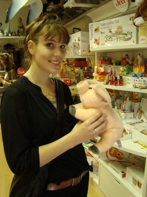 542194_10151083906368927_653927951_n