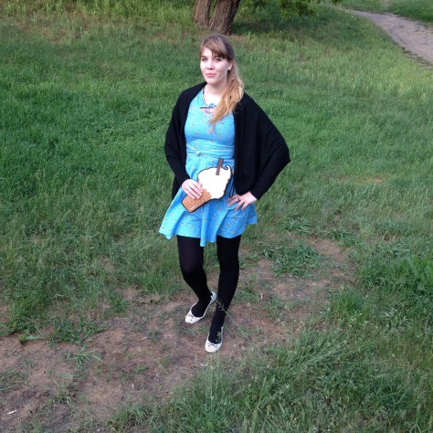 bee print dress, ice cream clutch